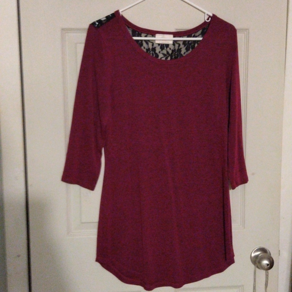 SOLD Bobbie Brooks large Maroon  3/4 sleeve blouse with lace at the top in back